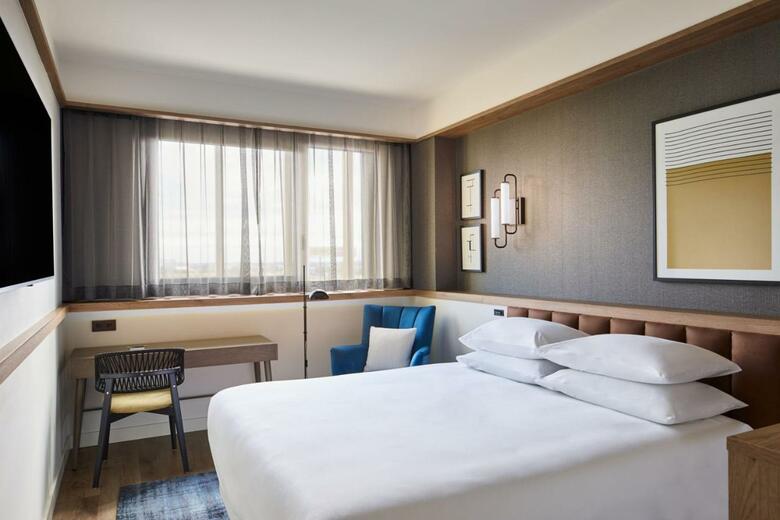 Hotel Four Points By Sheraton Barcelona Airport