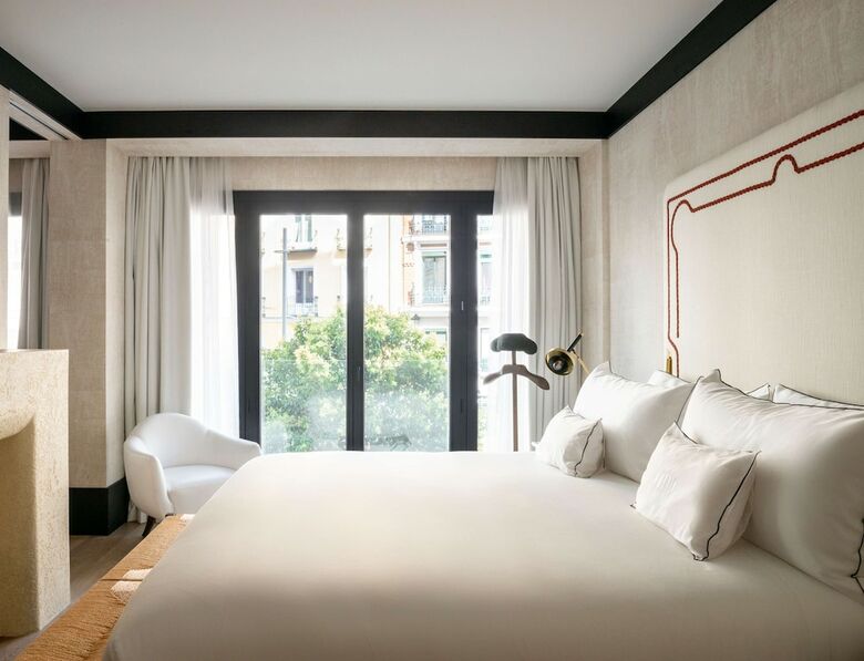 Hotel Montera Madrid, Curio Collection By Hilton