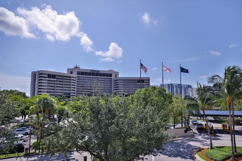 Hotel Hilton Miami Airport Blue Lagoon