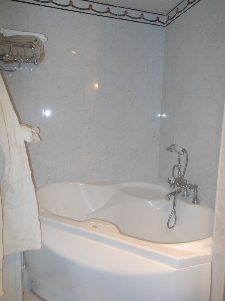 Hotel Logis H�tel Beaus�jour Colmar