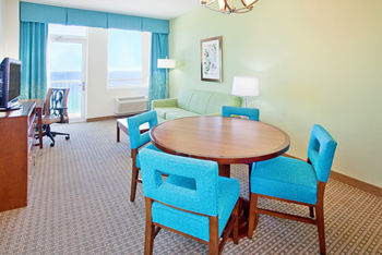 Hotel Holiday Inn Resort Pensacola Beach Gulf Front