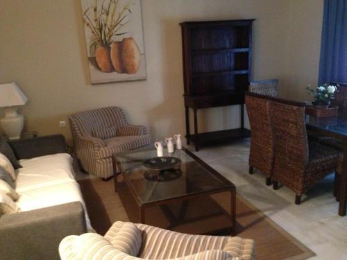 Quartos City Apartments Carmona