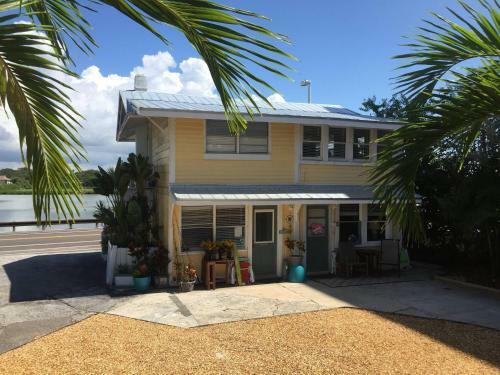 Sun N Fun Beachfront Vacation Rentals