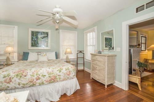 Sun N Fun Beachfront Vacation Rentals