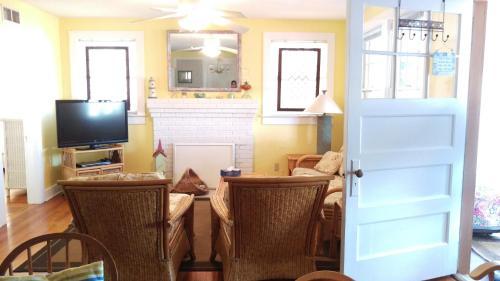 Sun N Fun Beachfront Vacation Rentals