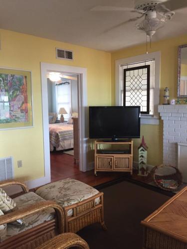 Sun N Fun Beachfront Vacation Rentals