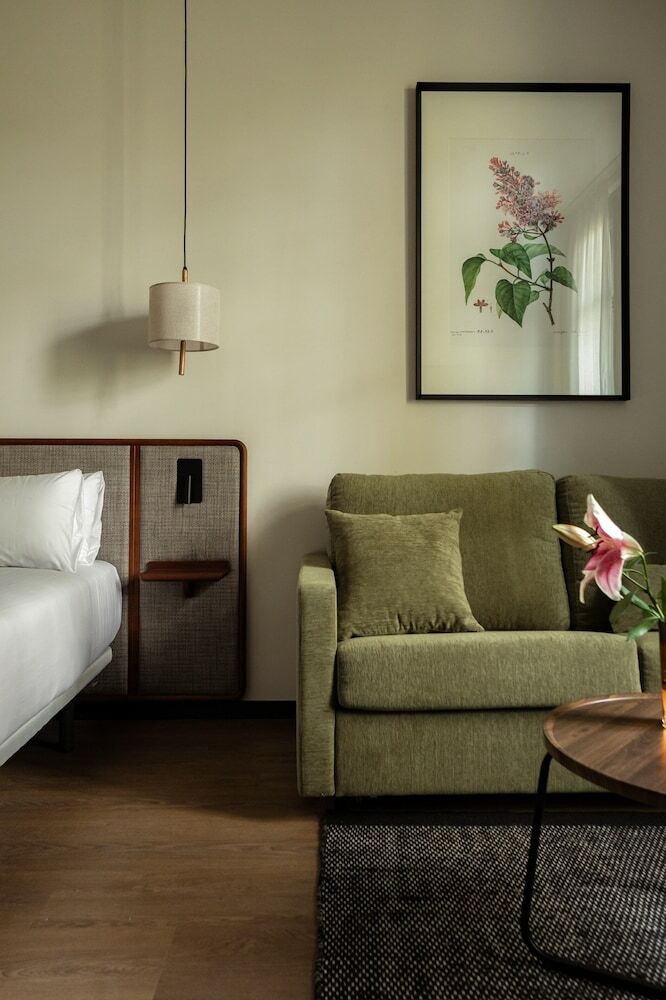 Aparthotel Batimont Suites & Apartments