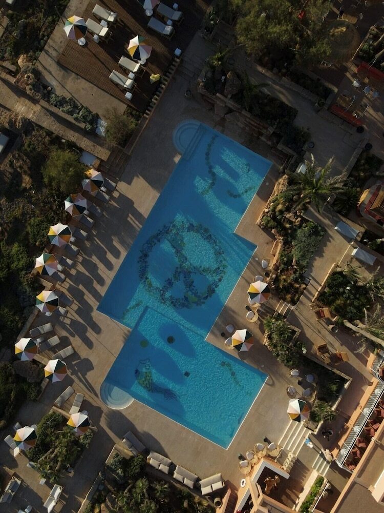 Bikini Island & Mountain Hotel Es Trenc ? Adults Only