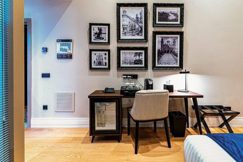Boutique Hotel Cordial Plaza Mayor De Santa Ana