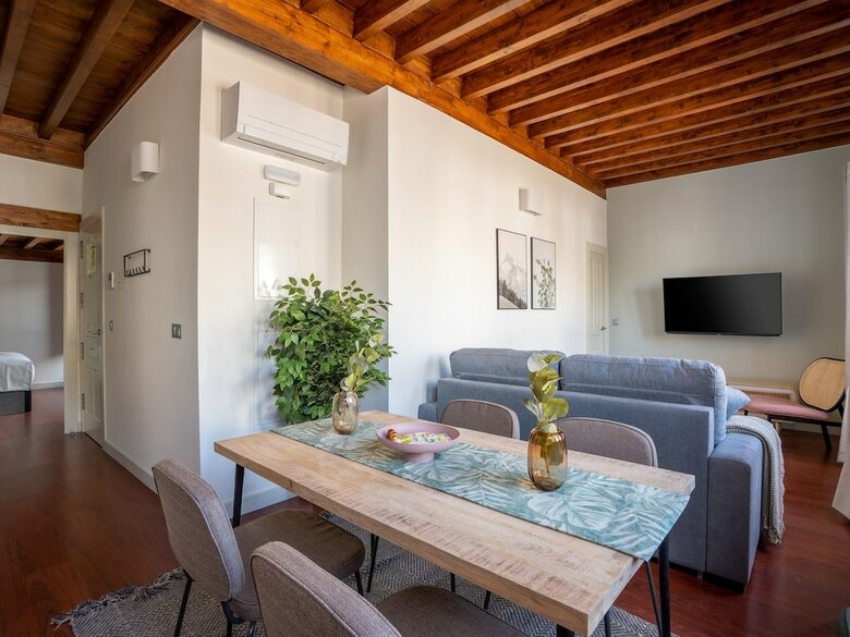 Aparthotel Limehome Granada Calle Mirasol
