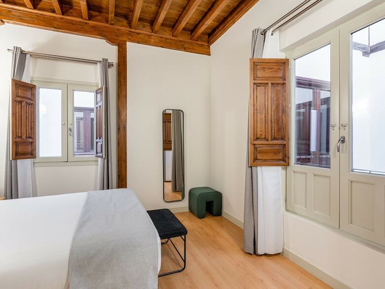 Aparthotel Limehome Granada Calle Mirasol