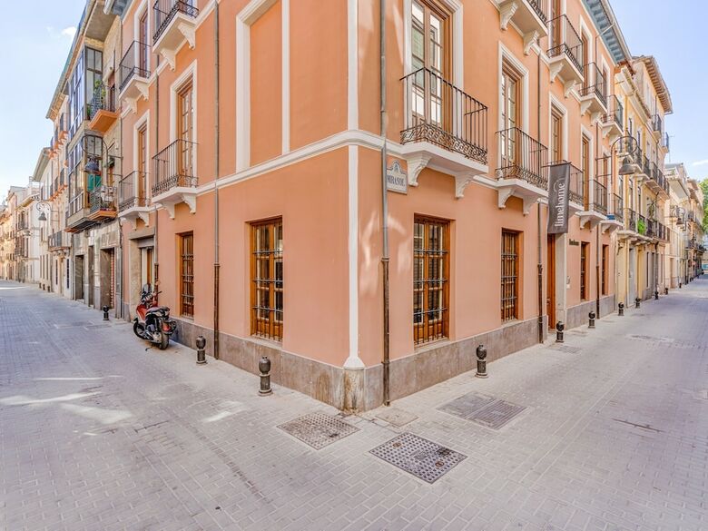 Aparthotel Limehome Granada Calle Mirasol