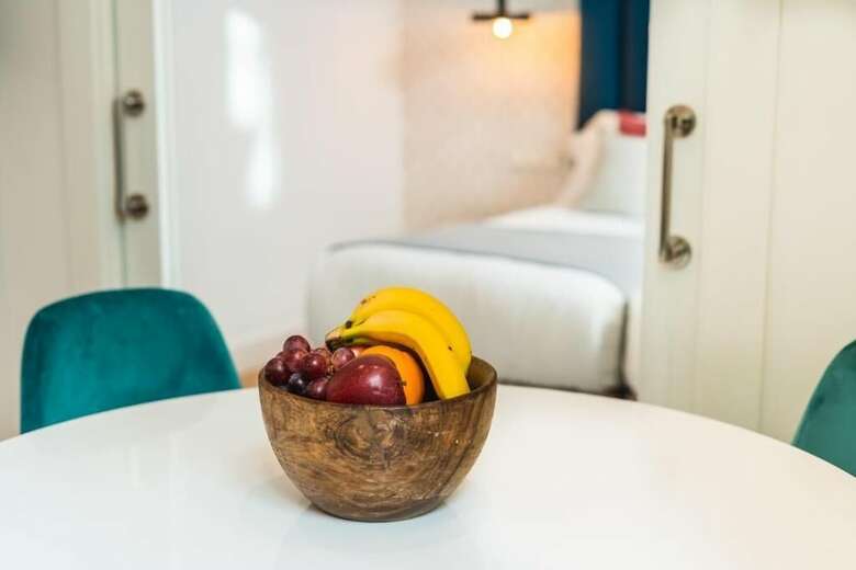 Hotel Debamb� Suites