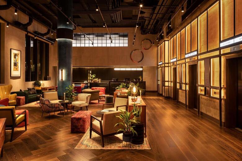 Hotel The Gantry London, Curio Collection By Hilton