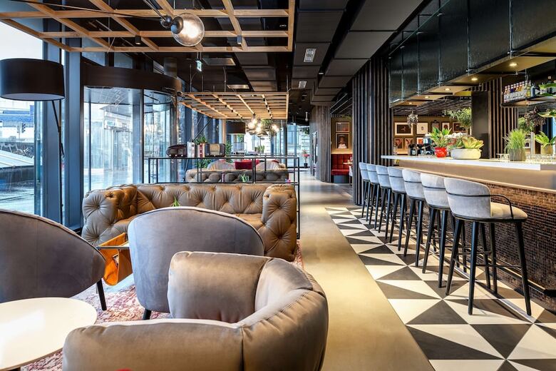 Radisson Red Hotel, Vienna