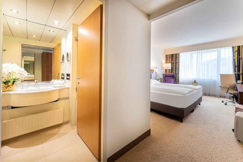 Hotel Plaza Premium Wien