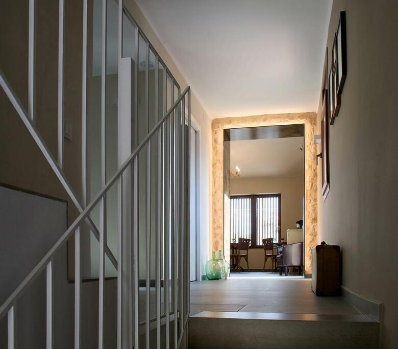 Hostal Hotel Mas Aguil�