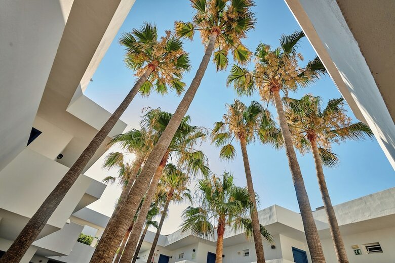 Aparthotel Hipotels Apartamentos Cala Bona