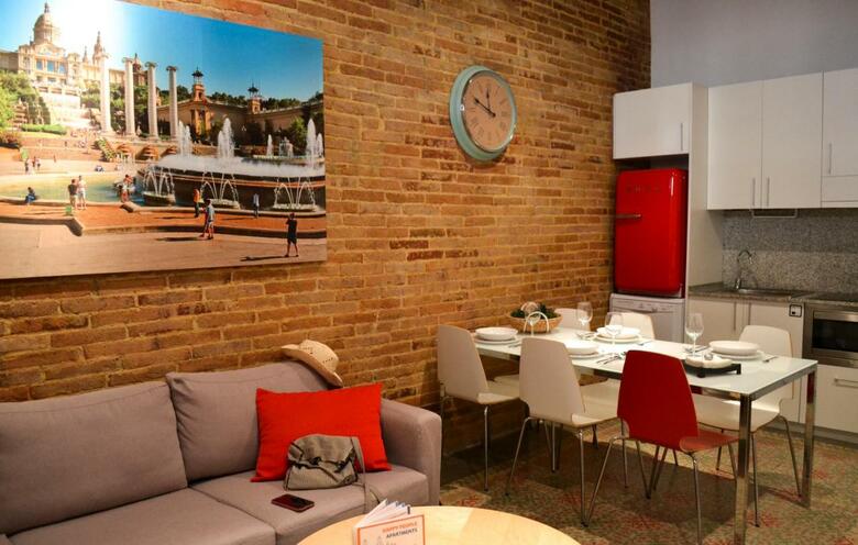 Happy People Plaza Espa�a Apartments
