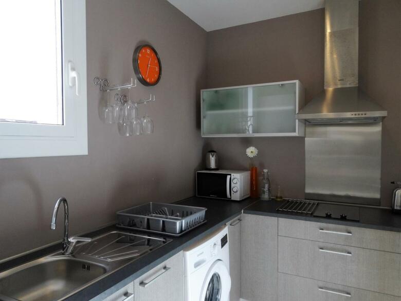 Feel At Sants Apartments