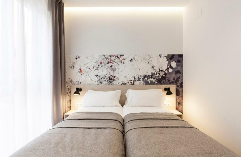 Aspasios Poble Nou Apartments