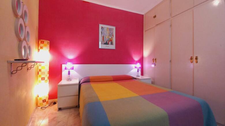 Apartamentos Plaza Universitat