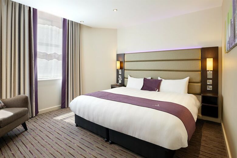 Hotel Premier Inn Wrexham North - A483