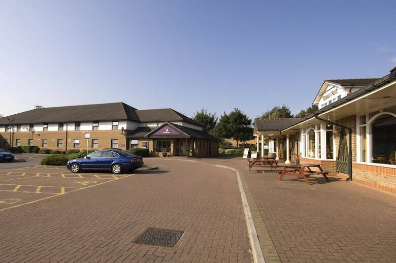 Hotel Premier Inn Cardiff City South
