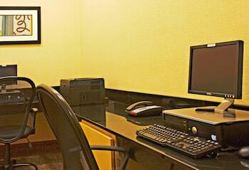 Holiday Inn Express Hotel And Suites Borger
