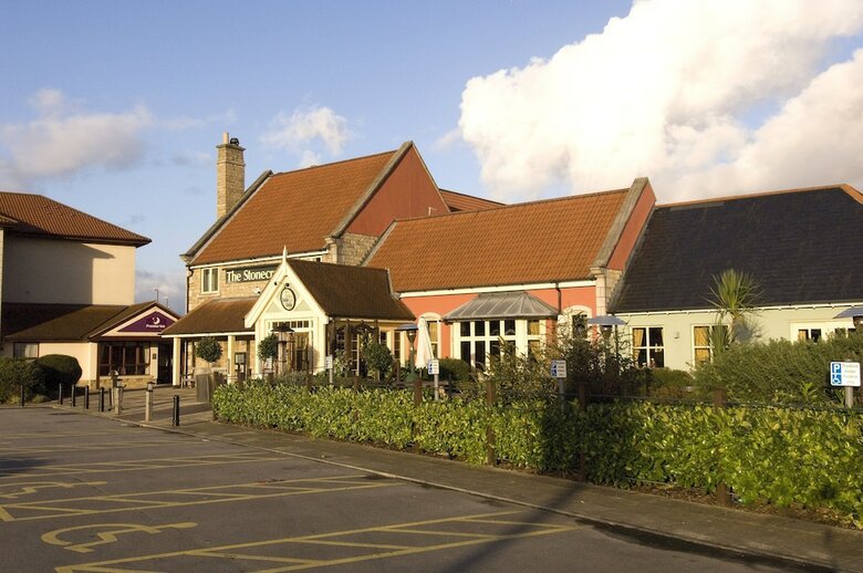Hotel Premier Inn Haydock Park/m6 J23