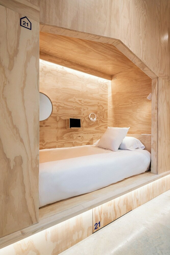 Hostal Colo Colo. The Smart Hostel Valencia