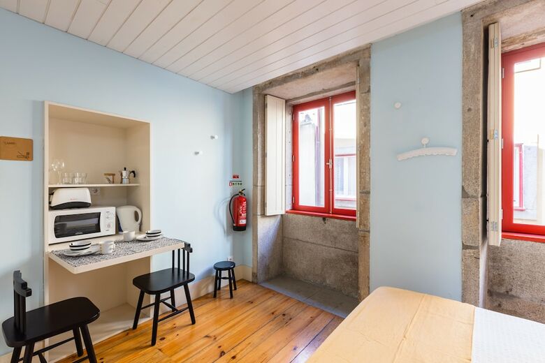 Apartamentos Victorias Studios - Cl�rigos