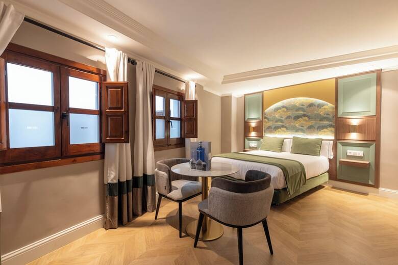 Apartamentos Bibo Suites Palacio De P�rtago