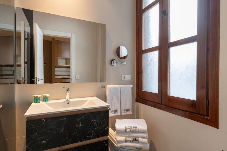 Apartamentos Bibo Suites Palacio De P�rtago