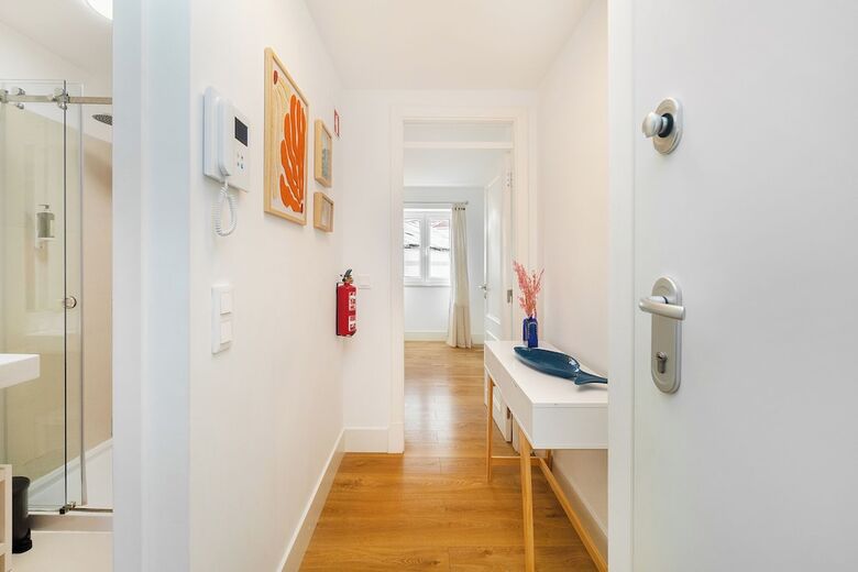 Modern Lisbon Apartments By Soulplaces