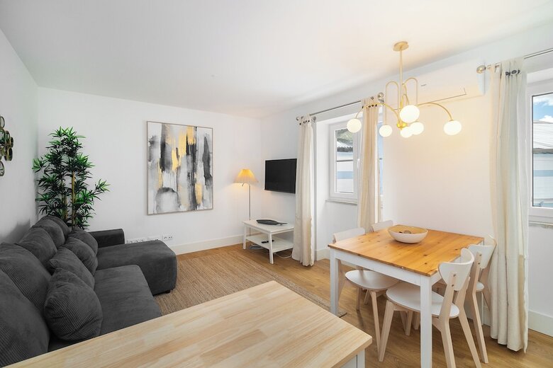 Modern Lisbon Apartments By Soulplaces
