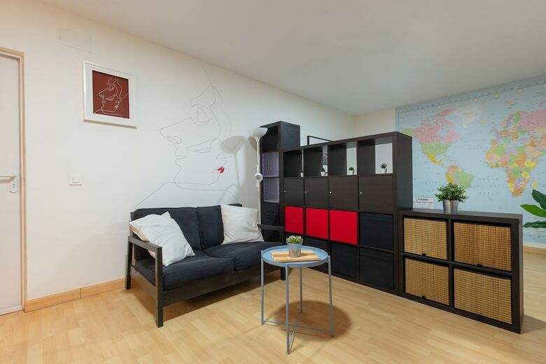 Apartamentos El Arenal In Torremolinos