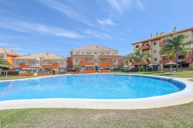 Apartamentos Las Cumbres In Islantilla