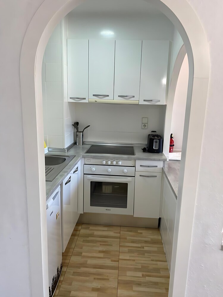 Apartamentos 520 � Golden Coast Paradise