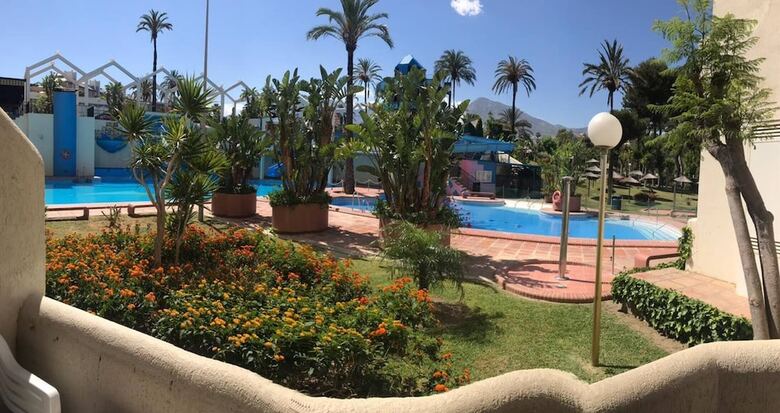 Apartamentos Apt In Benal Beach Resort, Wifi, 100m From Beach