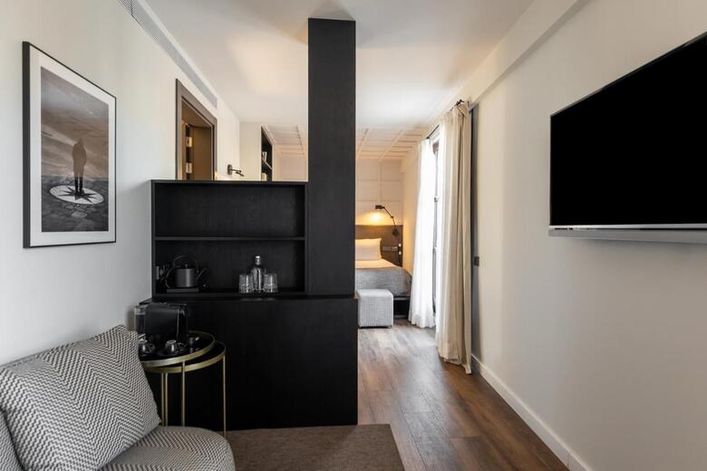 Yurbban Ramblas Boutique Hotel
