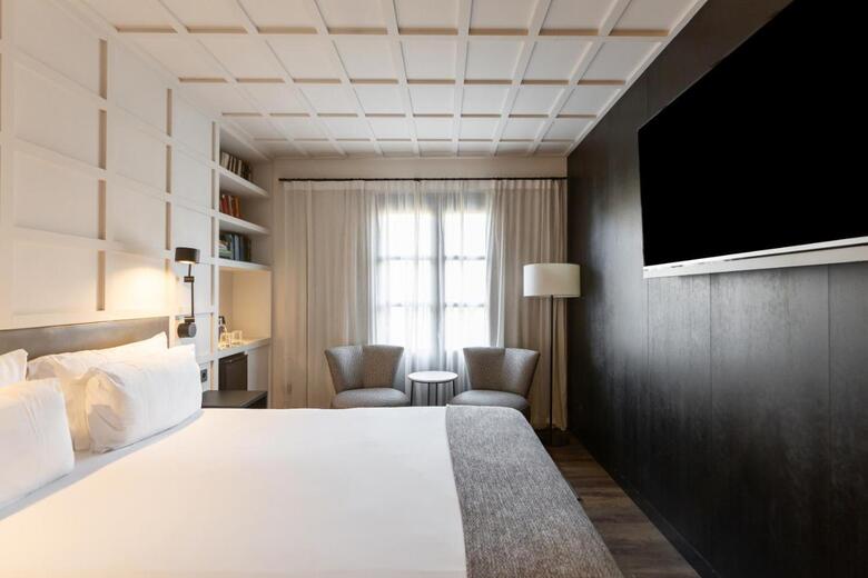 Yurbban Ramblas Boutique Hotel