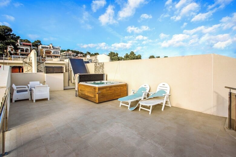 Aparthotel Calma Holiday Villas
