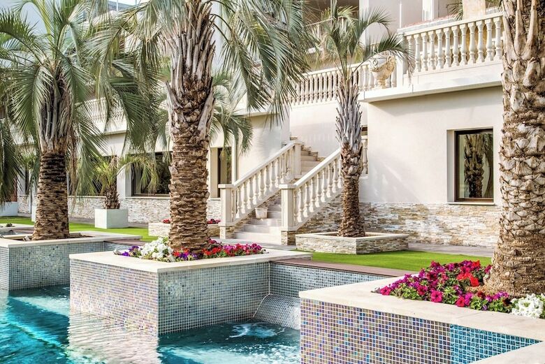 Aparthotel Calma Holiday Villas