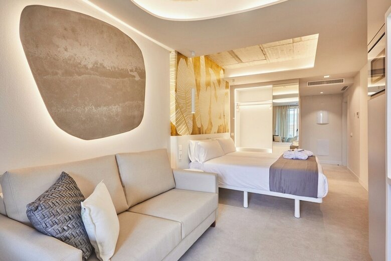 Silken Atlantis Suite ? Holiday Homes