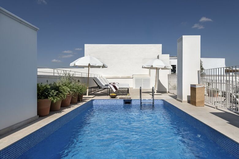 Aparthotel Ra�ces Alameda Casa Palacio