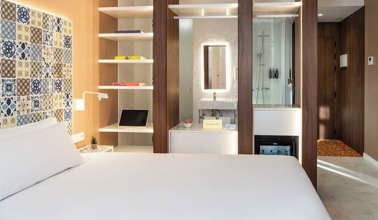 Axel Hotel Valencia ? Adults Only