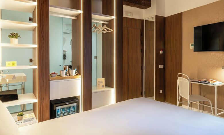 Axel Hotel Valencia ? Adults Only