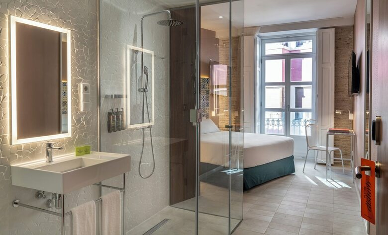 Axel Hotel Valencia ? Adults Only