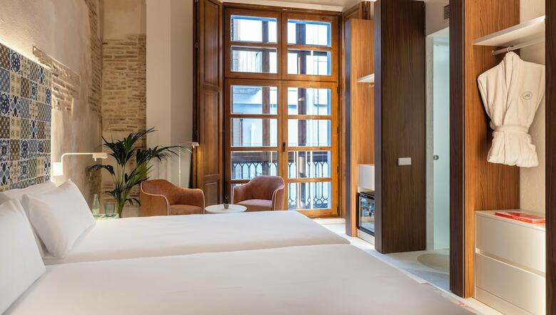 Axel Hotel Valencia ? Adults Only